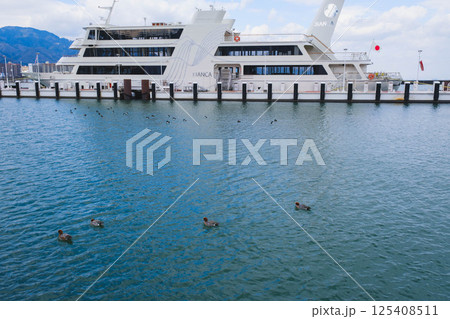 [なぎさ公園]琵琶湖の湖畔にある美しい風景 125408511