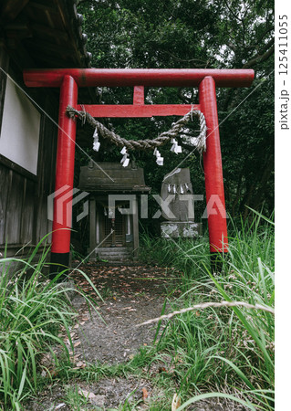 森山神社の鳥居　静かで神聖な境内 125411055