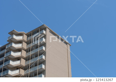 マンションの建設現場 マンションの建設現場 125413267