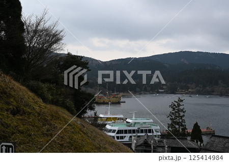箱根関所の景色 125414984