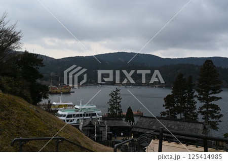 箱根関所の景色 125414985