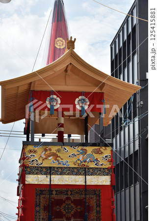 祇園祭　山鉾建て　鷹山 125415881