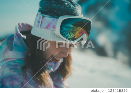 snowboarding snowboarding 125416833