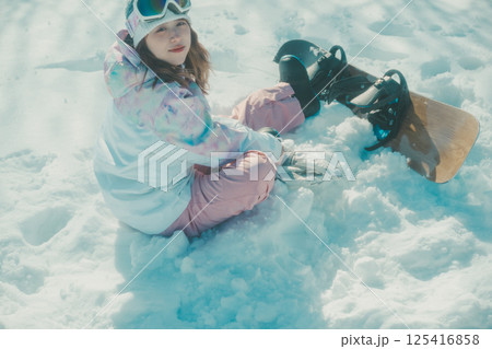 snowboarding snowboarding 125416858