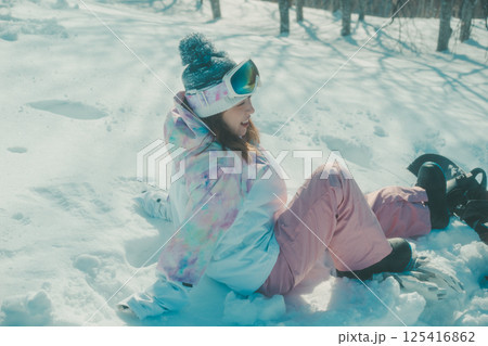 snowboarding snowboarding 125416862