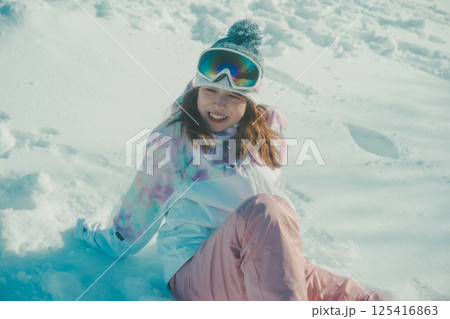 snowboarding 125416863