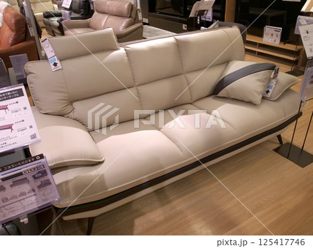 家具売り場 ソファ ショッピング 家具売り場 ソファ ショッピング 125417746
