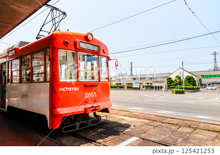 愛媛 伊予鉄道 ~市内電車2000形と松山駅2代目駅舎~ 愛媛 伊予鉄道 ~市内電車2000形と松山駅2代目駅舎~ 125421253