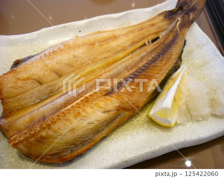 ふっくら焼いたしまほっけ 125422060