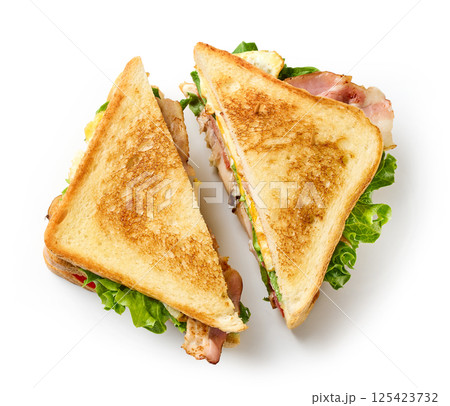 club sandwich on white background 125423732