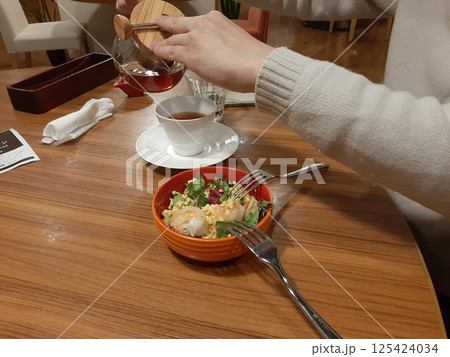 紅茶 お茶の時間 時間 紅茶 お茶の時間 時間 125424034