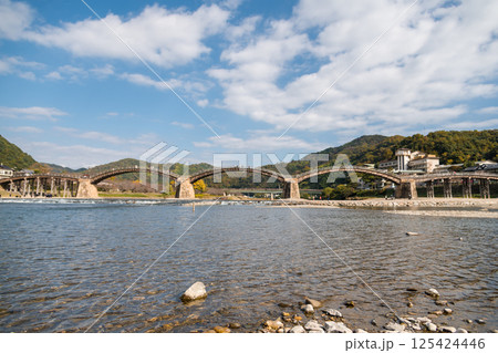 【錦帯橋と錦川】 125424446