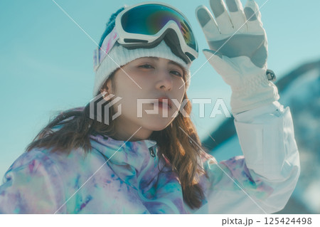 snowboarding snowboarding 125424498
