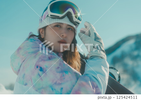 snowboarding 125424511