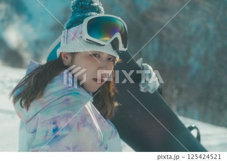snowboarding 125424521