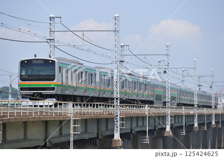 東海道本線　茅ヶ崎－平塚　JR東日本　E231系1000番台　K-18編成（国府津） 125424625