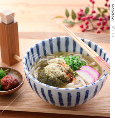 とろろうどん ( とろろ昆布うどん ) とろろうどん ( とろろ昆布うどん ) 125425349