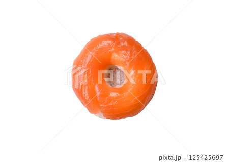 Donut shaped sushi rolls with salmon, shrimp and tuna 125425697