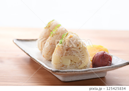 竹の子おにぎり 竹の子おにぎり 125425834