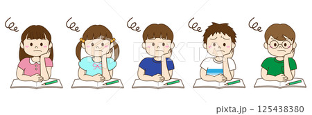 勉強する子どもたちが悩んでいるイラスト 勉強する子どもたちが悩んでいるイラスト 125438380