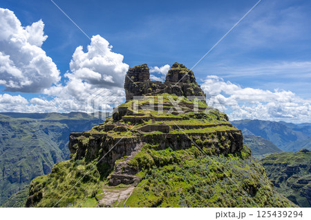 Ancient Inca Ruins of Waqrapukara in the Andean Mountains, Peru 125439294