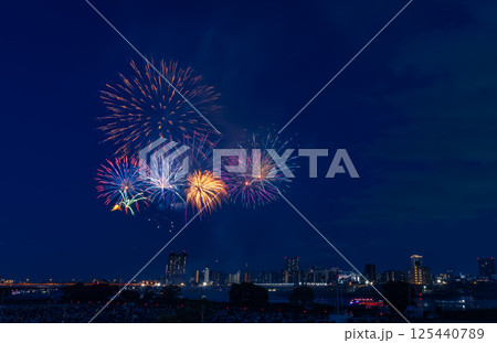 足立の花火大会 東京都 足立の花火大会 東京都 125440789