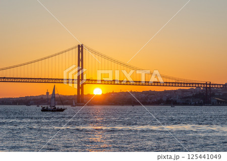 Ponte 25 de Abril Suspension Bridge. 25th of April Bridge. Portugal 125441049