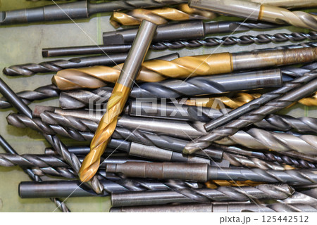 Close-up scene special coating drill tools in the tool box. Close-up scene special coating drill tools in the tool box. 125442512