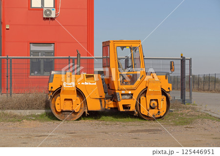 Articulated Tandem Roller 125446951