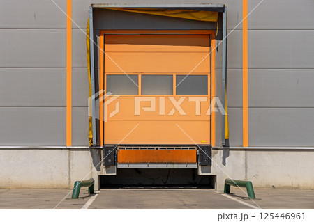 Loading Dock Warehouse 125446961