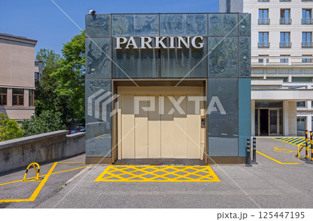 Underground Car Parking Lift 125447195