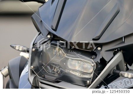 オートバイのヘッドライト オートバイのヘッドライト 125450350