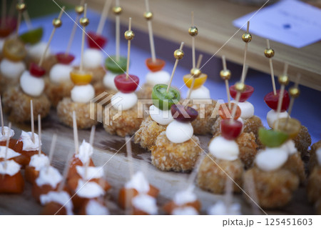 ビュッフェ ビュッフェ 125451603