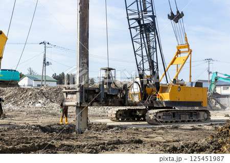杭抜き工事風景 杭抜き工事風景 125451987