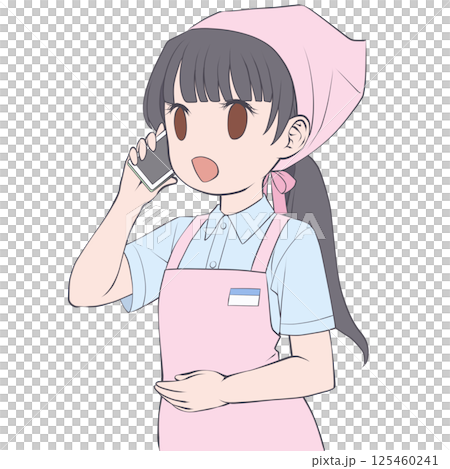 スマホで電話をかける黒髪の女性店員・笑顔 125460241