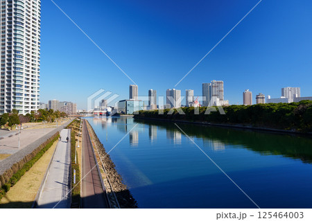 東京 ベイエリア 東雲運河と東雲の街並み 東京 ベイエリア 東雲運河と東雲の街並み 125464003