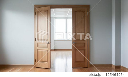 開いた部屋のドア 125465954