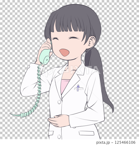 一位黑髮女藥劑師在電話裡微笑著交談 一位黑髮女藥劑師在電話裡微笑著交談 125466106