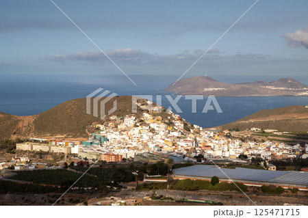 Panorama view from La Montana de Arucas, Spain 125471715