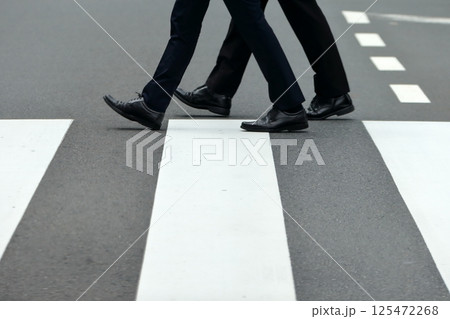 横断歩道 横断歩道 125472268