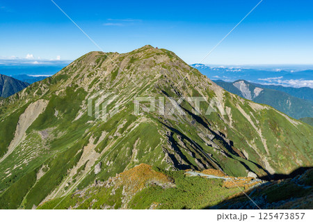 悪沢岳から見る荒川岳(中岳)南アルプス 悪沢岳と荒川岳登山 悪沢岳から見る荒川岳(中岳)南アルプス 悪沢岳と荒川岳登山 125473857