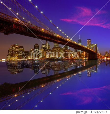 Brooklyn Bridge sunset New York Manhattan 125477683