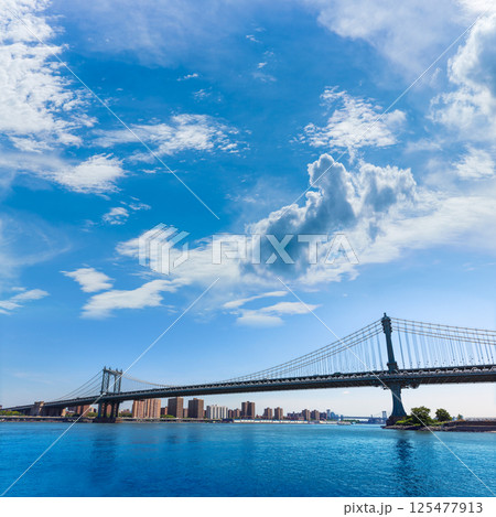 Manhattan Bridge and skyline from Brooklyn NYC 125477913