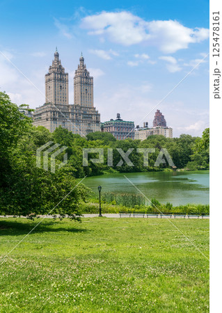 Central Park The Lake Manhattan New York Central Park The Lake Manhattan New York 125478161