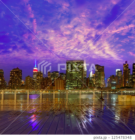 Manhattan New York sunset skyline from East Manhattan New York sunset skyline from East 125478348