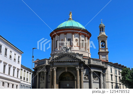 Ciesa preposituale Santa Maria in Bergamo 125478552