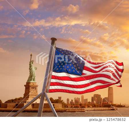Statue of Liberty New York American flag 125478632