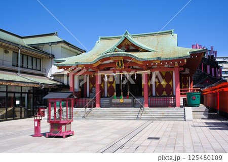 東京羽田 穴守稲荷神社　拝殿　東京都大田区羽田 125480109