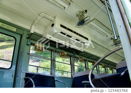 名鉄 3400系 いもむし 車内 125483768