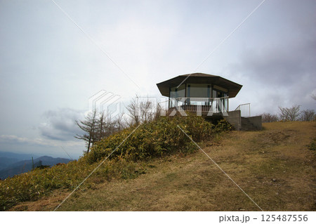 高嶺展望台から見た春霞の景色 高嶺展望台から見た春霞の景色 125487556